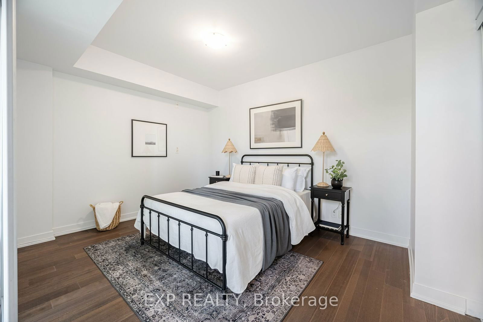 201 Carlaw Ave, unit 230 for sale - image #19