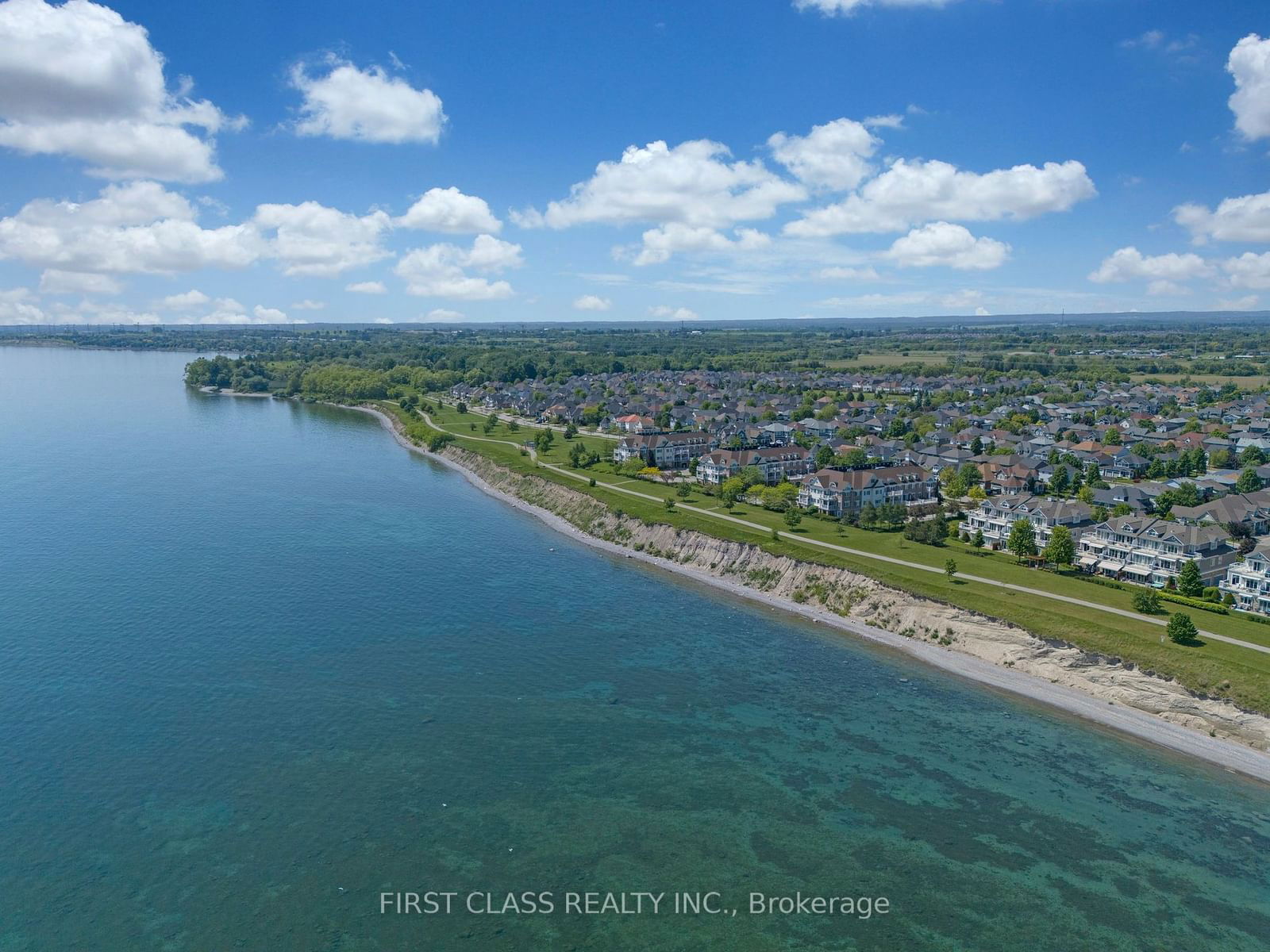 325 Lakebreeze Dr, unit 2 for sale - image #4