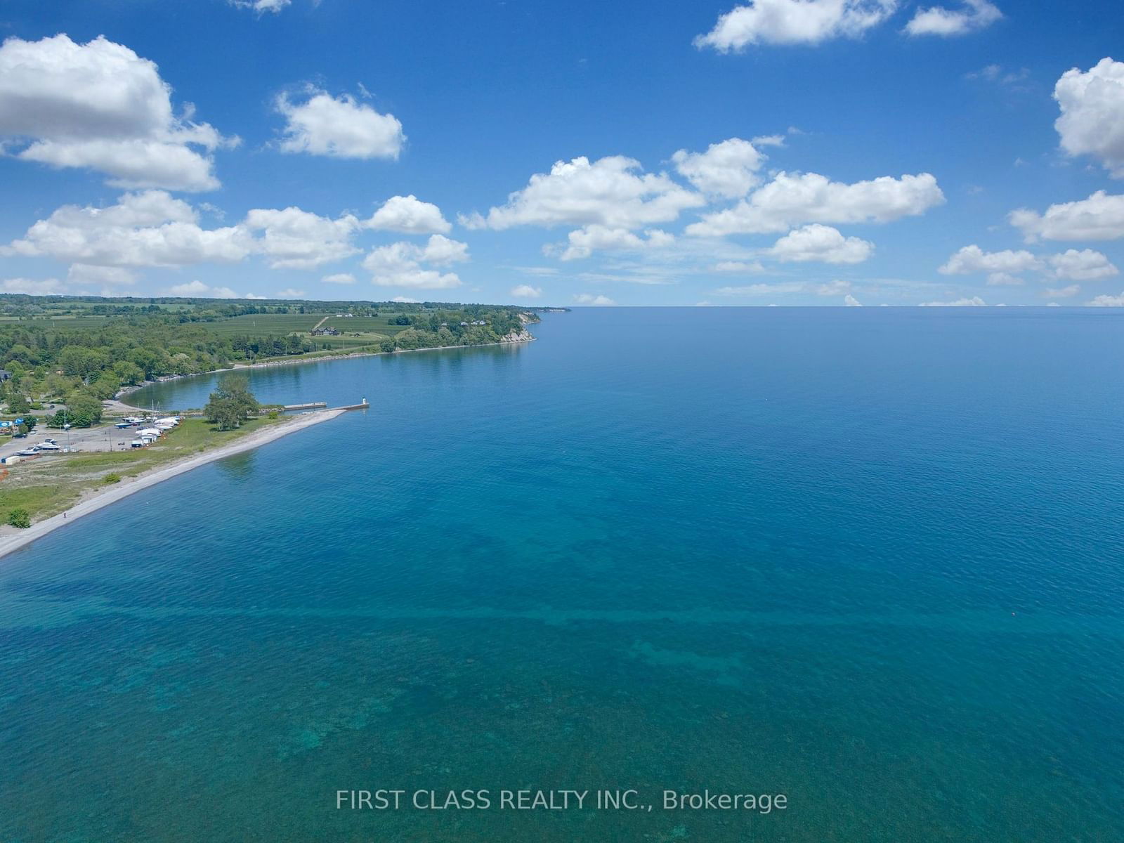 325 Lakebreeze Dr, unit 2 for sale - image #5