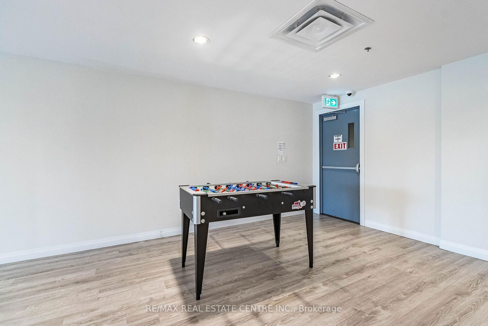 22 East Haven Dr, unit 306 for sale - image #37