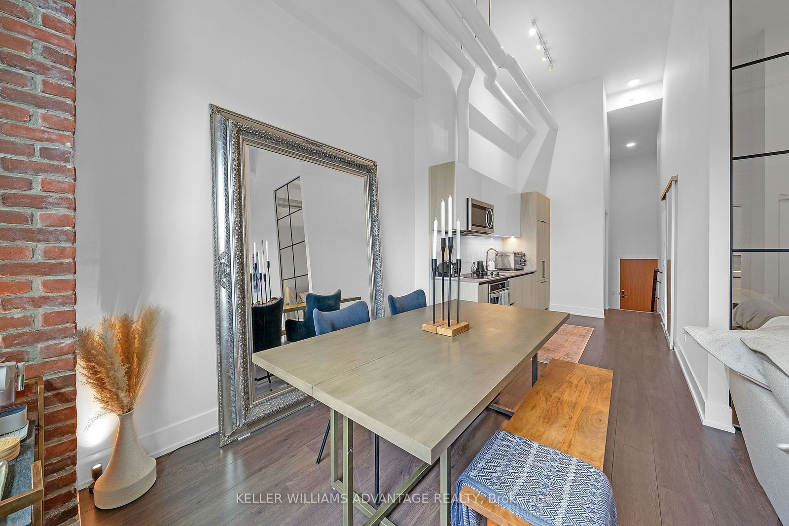 150 Logan Ave, unit 233 for rent - image #9