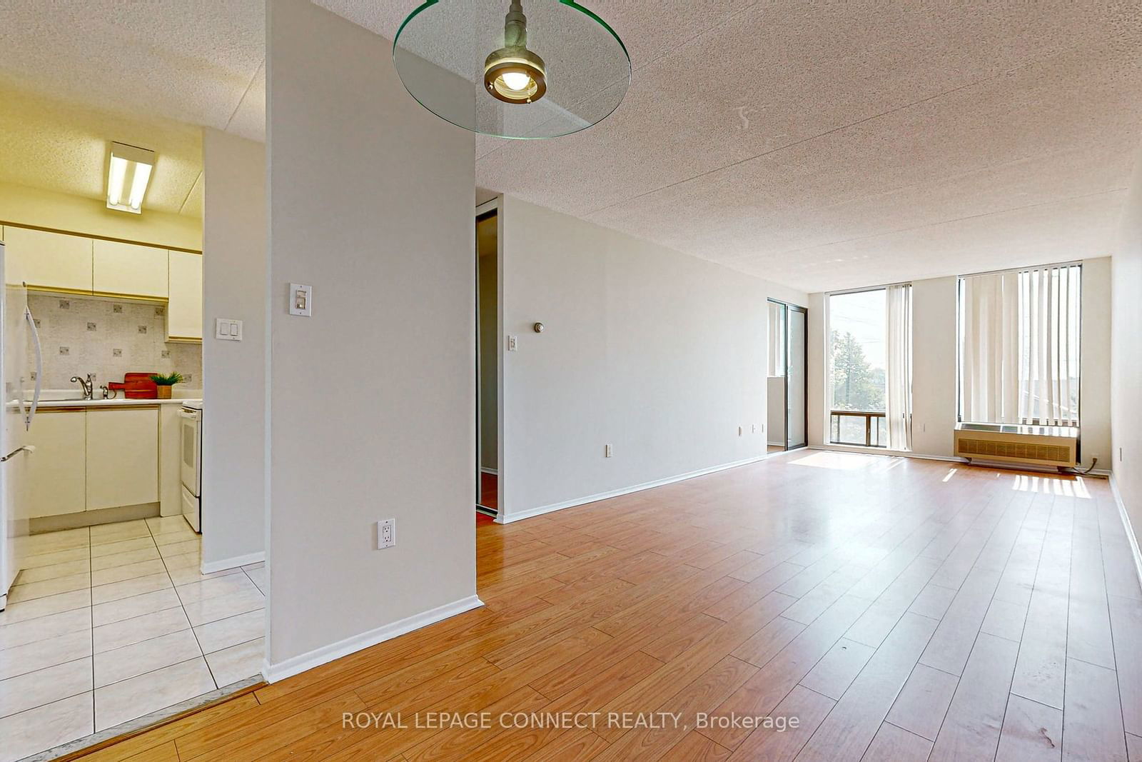 1540 Pickering Pkwy, unit 408 for sale - image #14