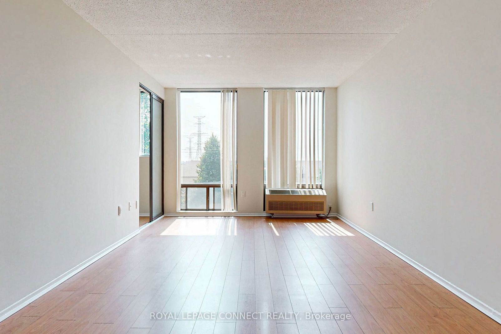 1540 Pickering Pkwy, unit 408 for sale - image #16