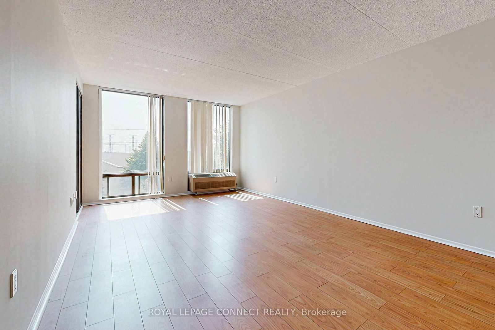 1540 Pickering Pkwy, unit 408 for sale - image #18