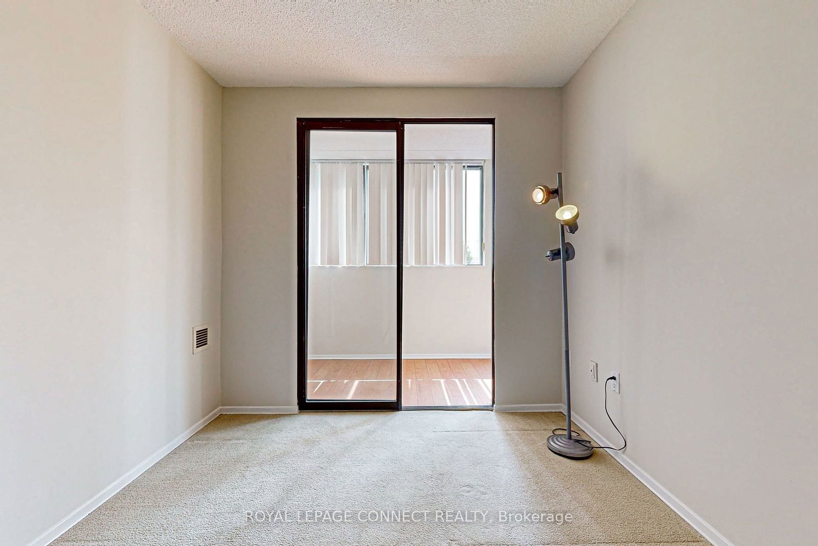 1540 Pickering Pkwy, unit 408 for sale - image #23