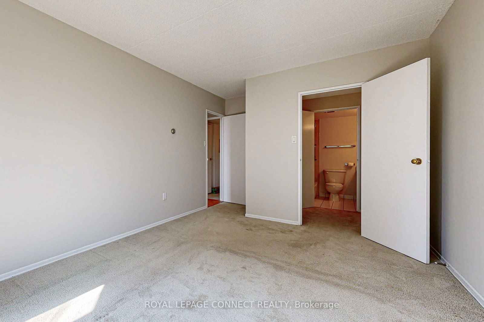 1540 Pickering Pkwy, unit 408 for sale - image #31