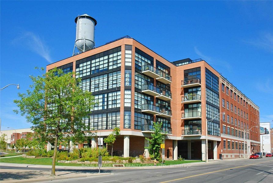 68 Broadview Ave, unit 307 for rent