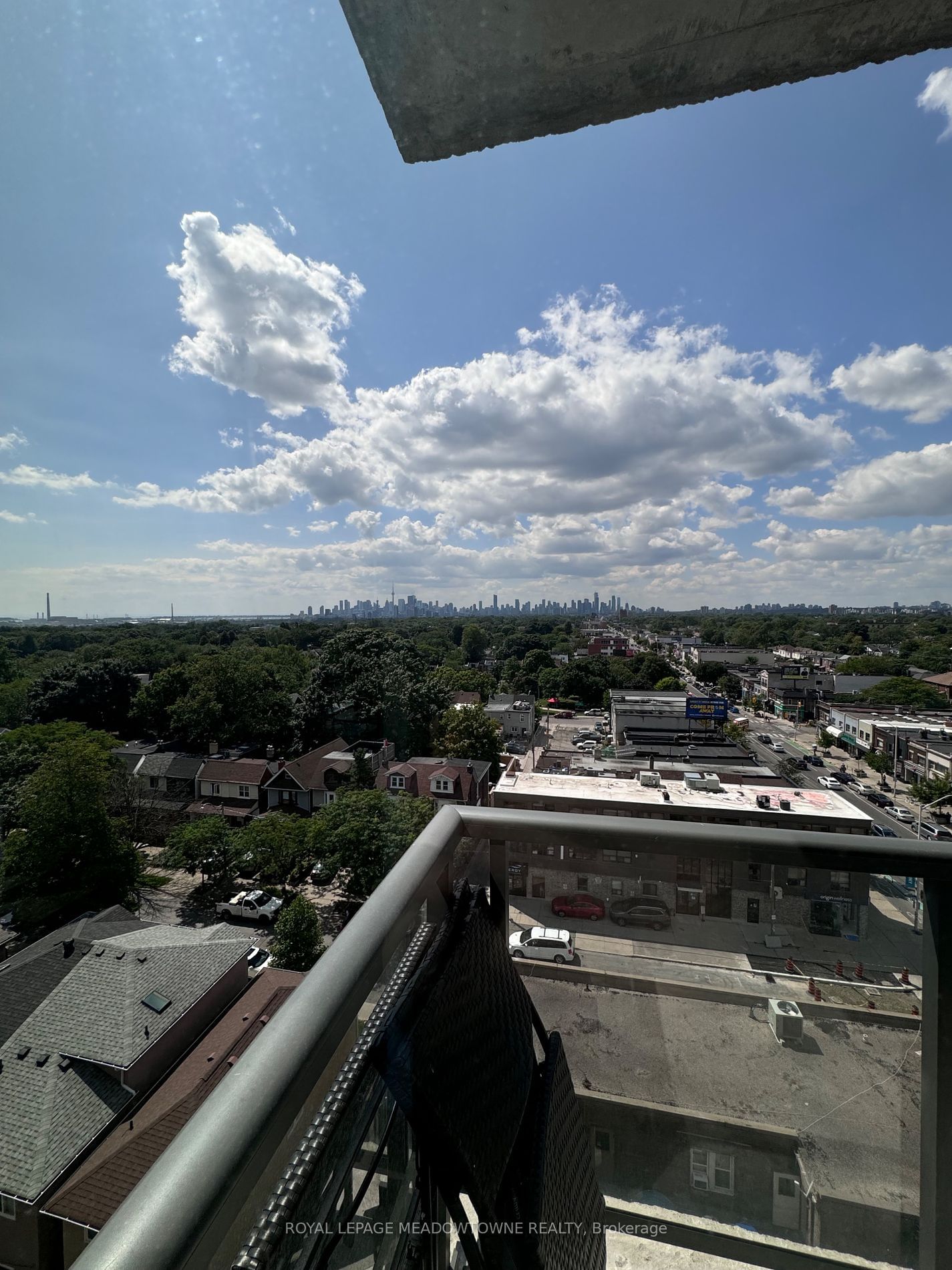 2055 Danforth Ave, unit 815 for rent - image #6