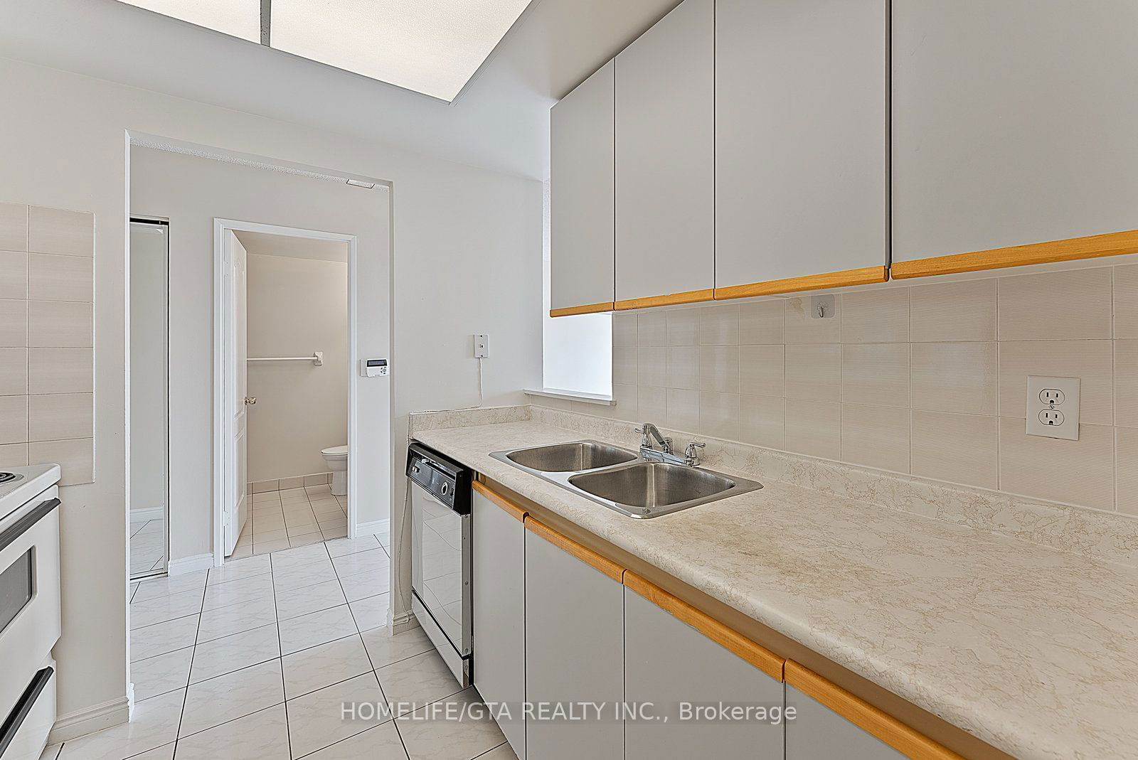 1 Greystone Walk Dr, unit 1786 for rent - image #8