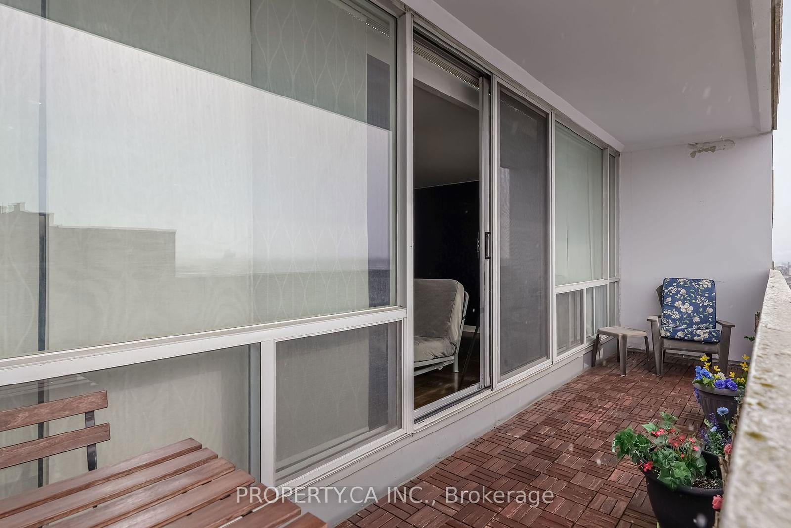 2 Glamorgam Ave, unit 911 for sale - image #19