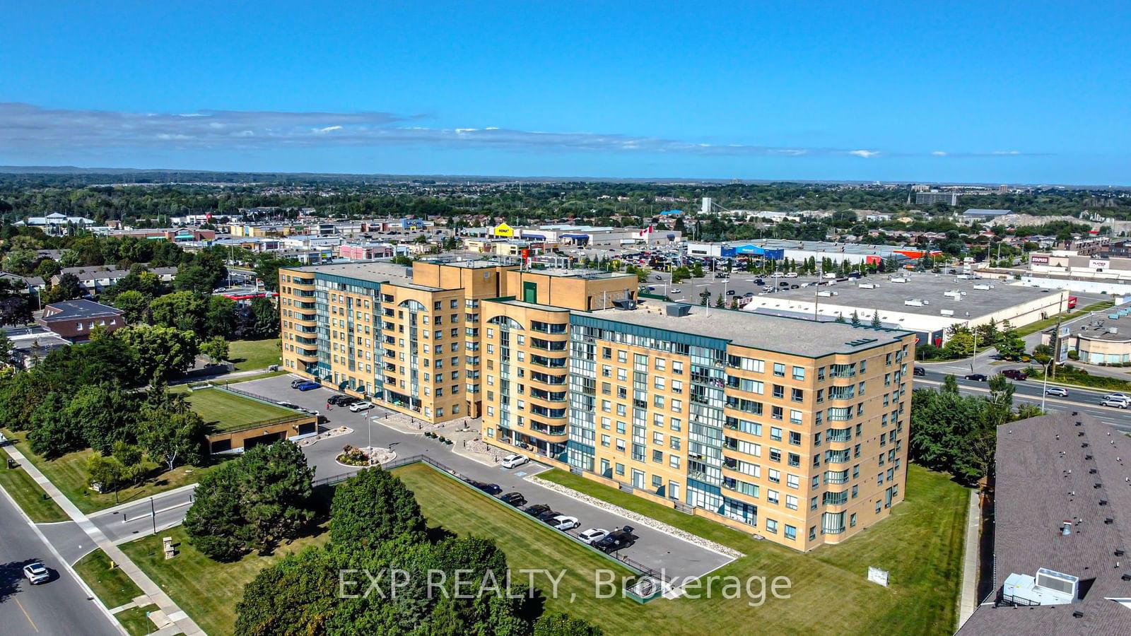 1655 Pickering Pkwy, unit 407 for sale - image #3