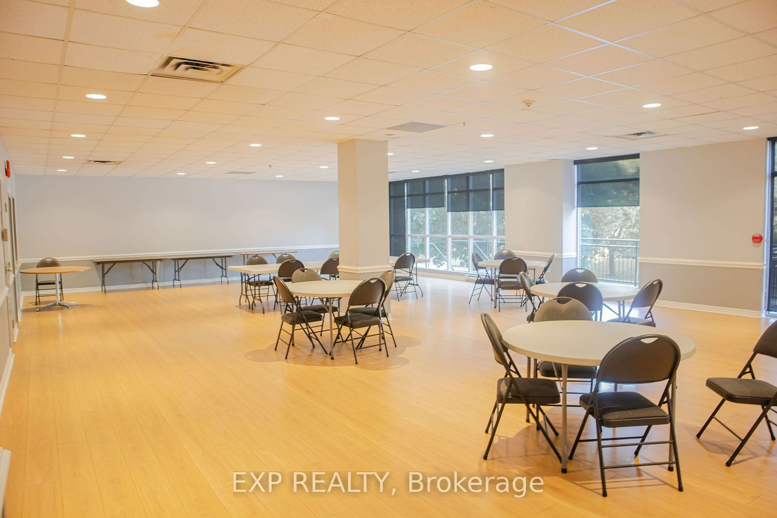 1655 Pickering Pkwy, unit 407 for sale - image #30