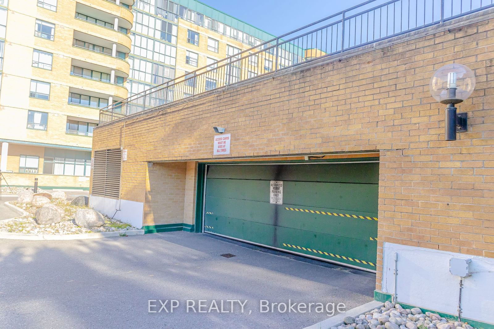 1655 Pickering Pkwy, unit 407 for sale - image #40