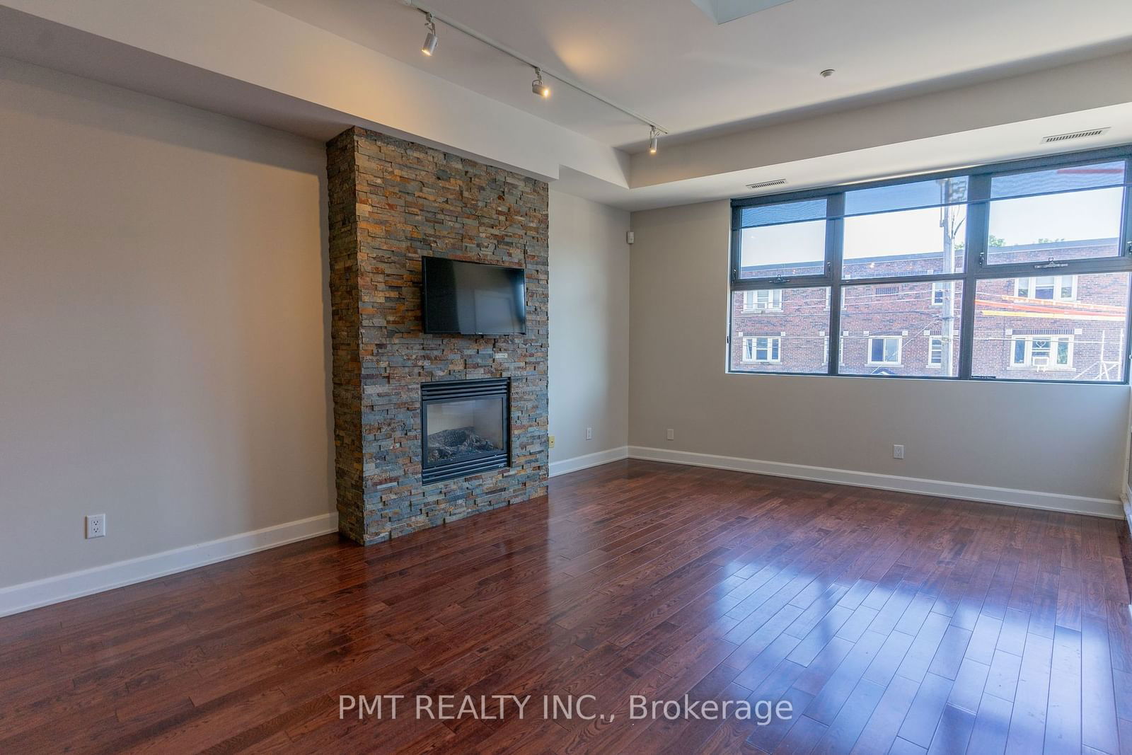 160 Fallingbrook Rd, unit 207 for rent - image #14