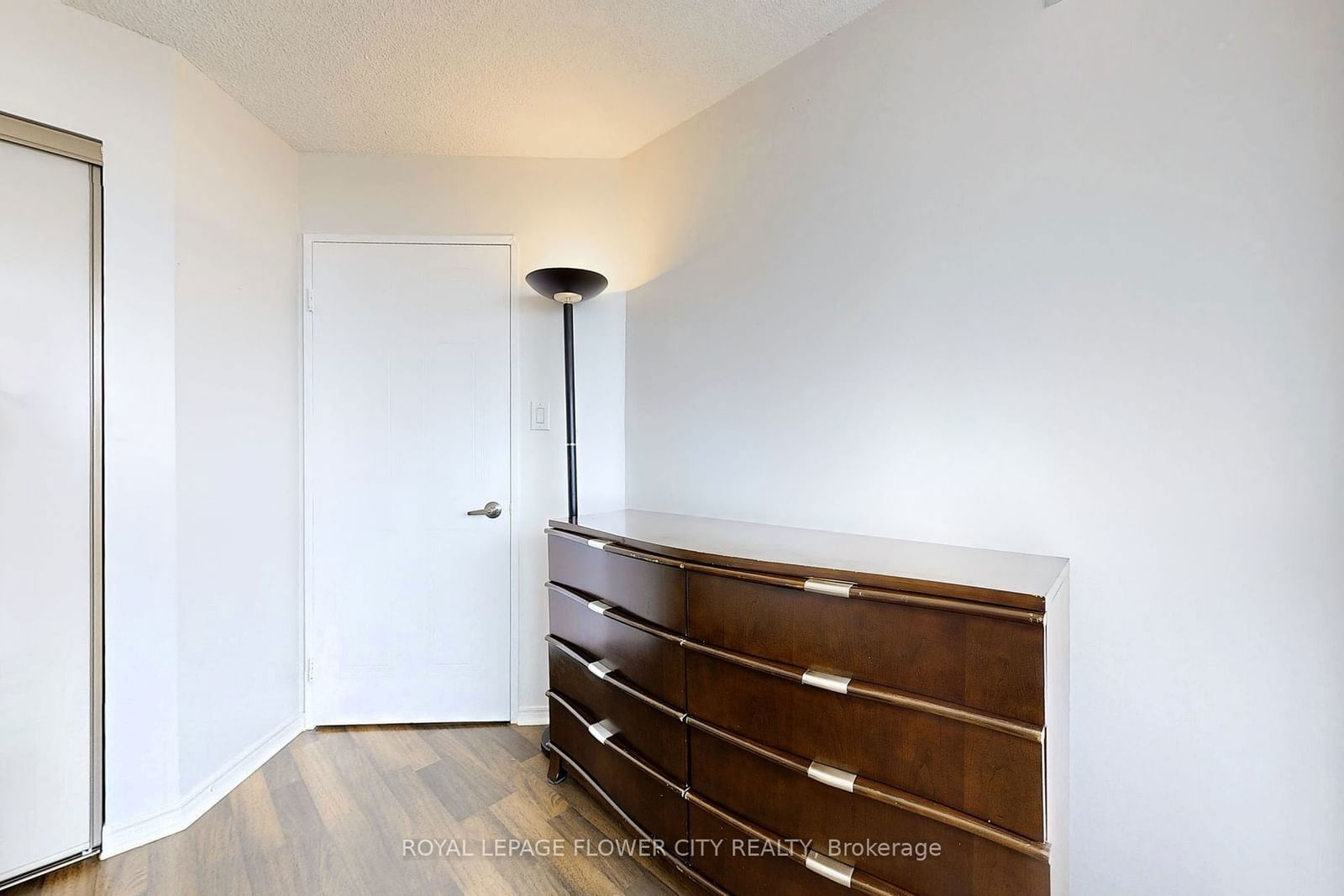 3 Greystone Walk Dr W, unit 1118 for sale - image #17