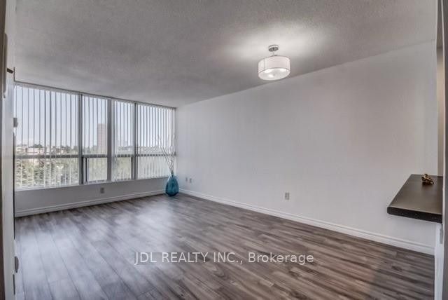 3050 Ellesmere Rd, unit 604 for rent