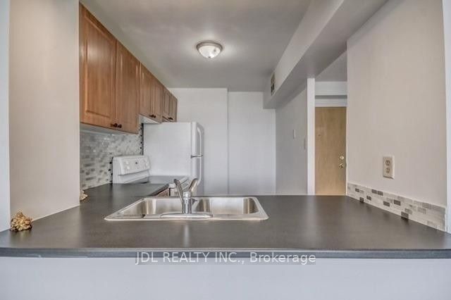 3050 Ellesmere Rd, unit 604 for rent