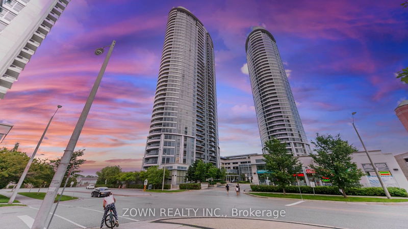 135 Village Green Sq, unit 2019 for sale - image #1