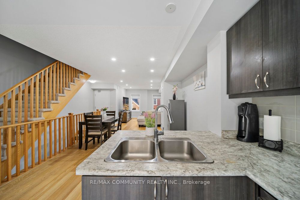 2500 Hill Rise Crt, unit 22 for sale - image #14