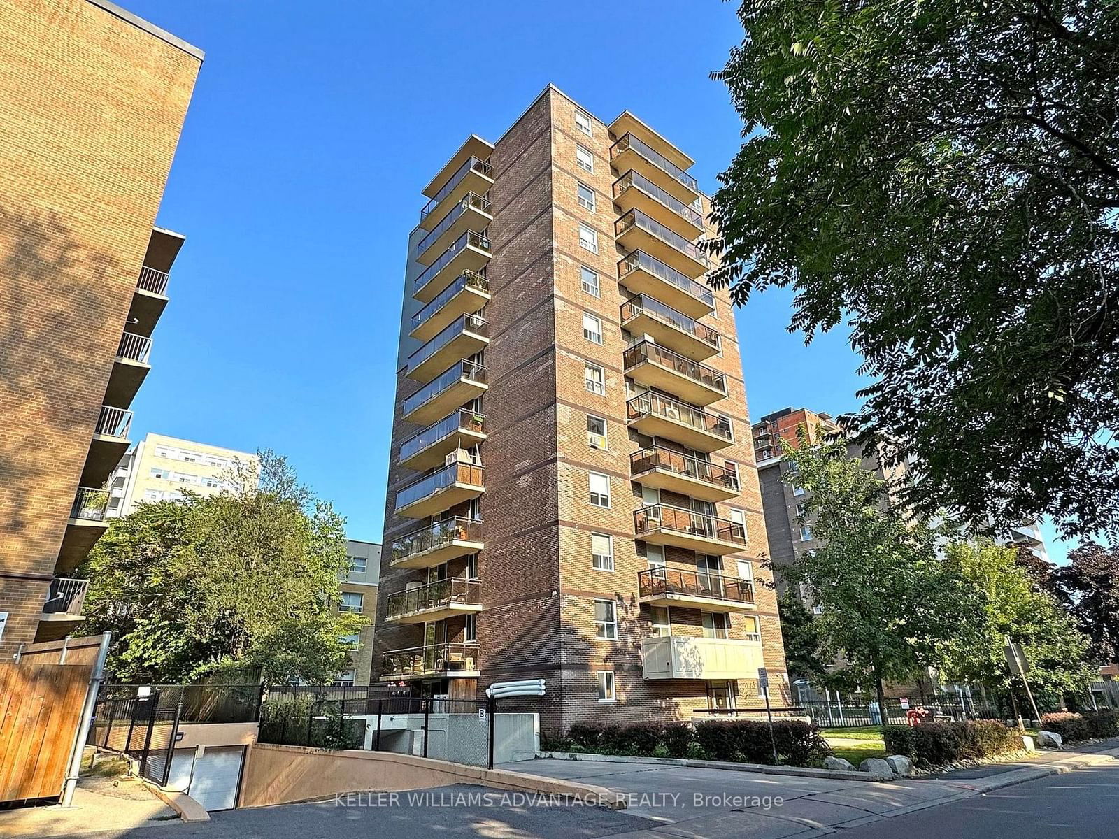 1145 Logan Ave, unit 1003 for sale - image #17