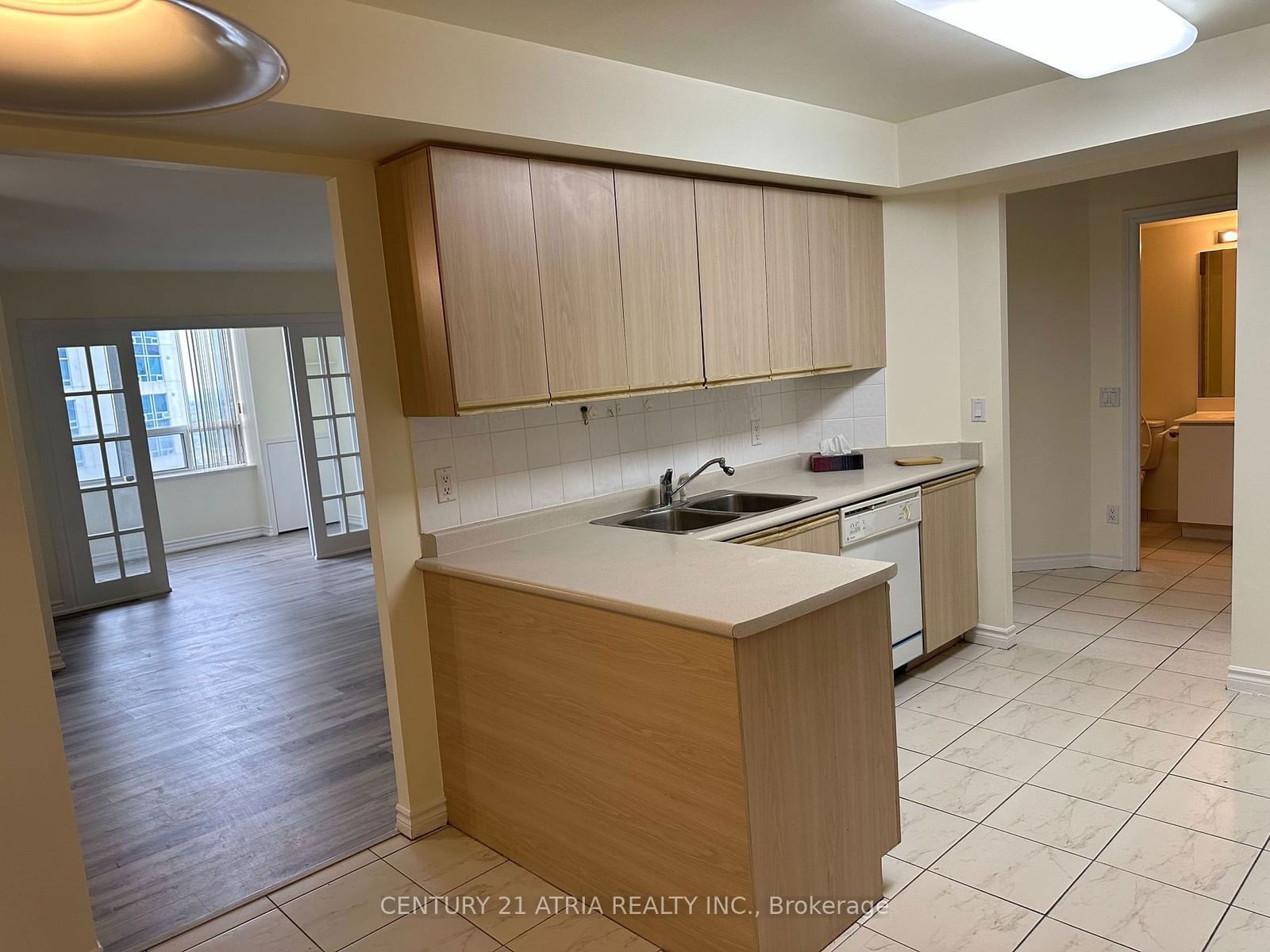 115 Omni Dr, unit 2605 for rent - image #6