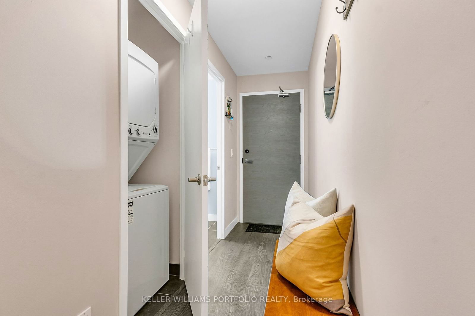 2055 Danforth Ave, unit 406 for sale - image #24