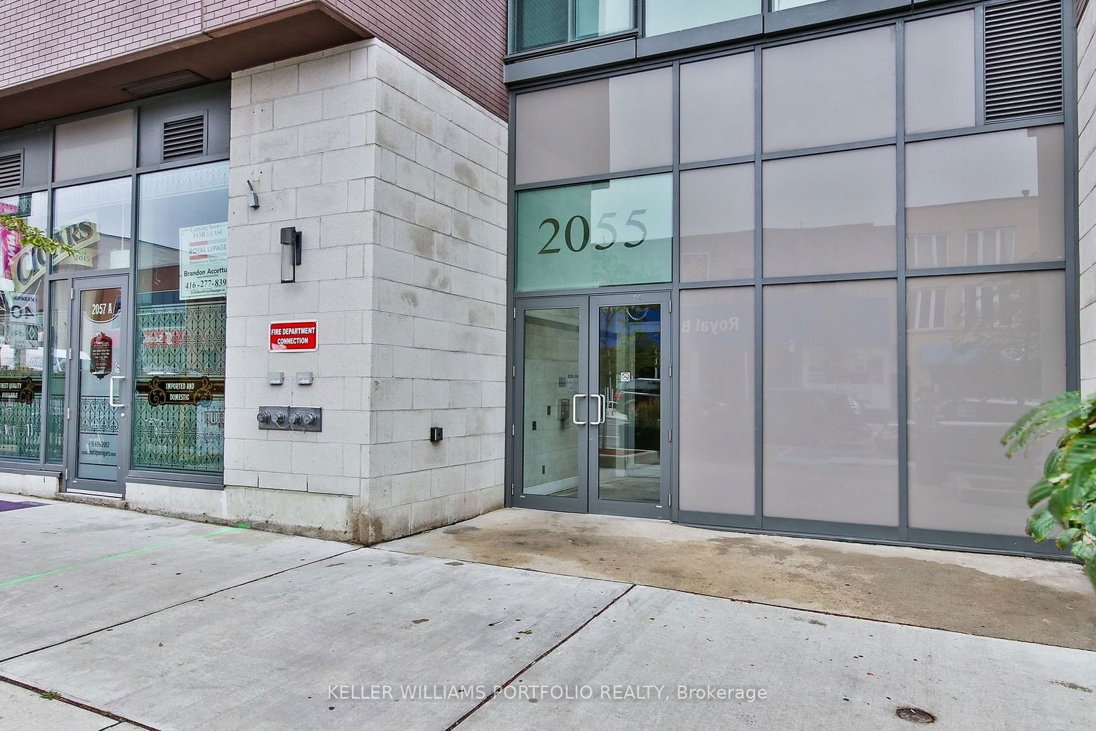 2055 Danforth Ave, unit 406 for sale - image #37