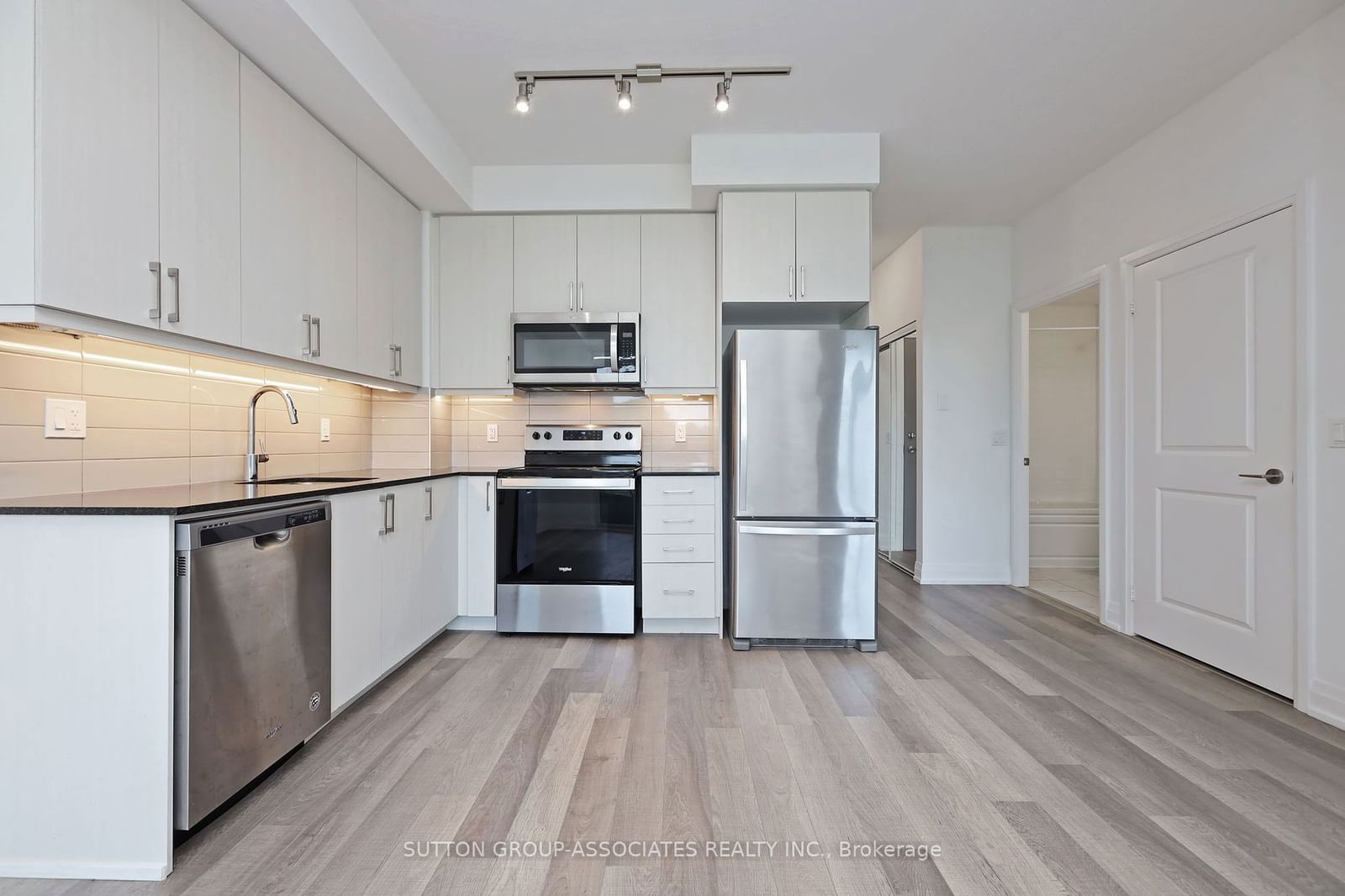 3121 Sheppard Ave E, unit 320 for sale