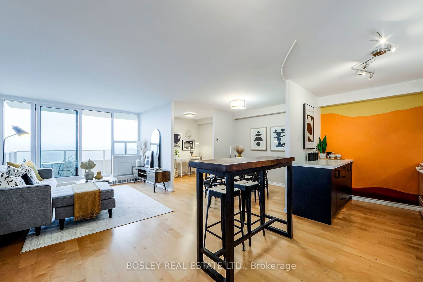 15 Torrance Rd, unit 1510 for sale - image #8