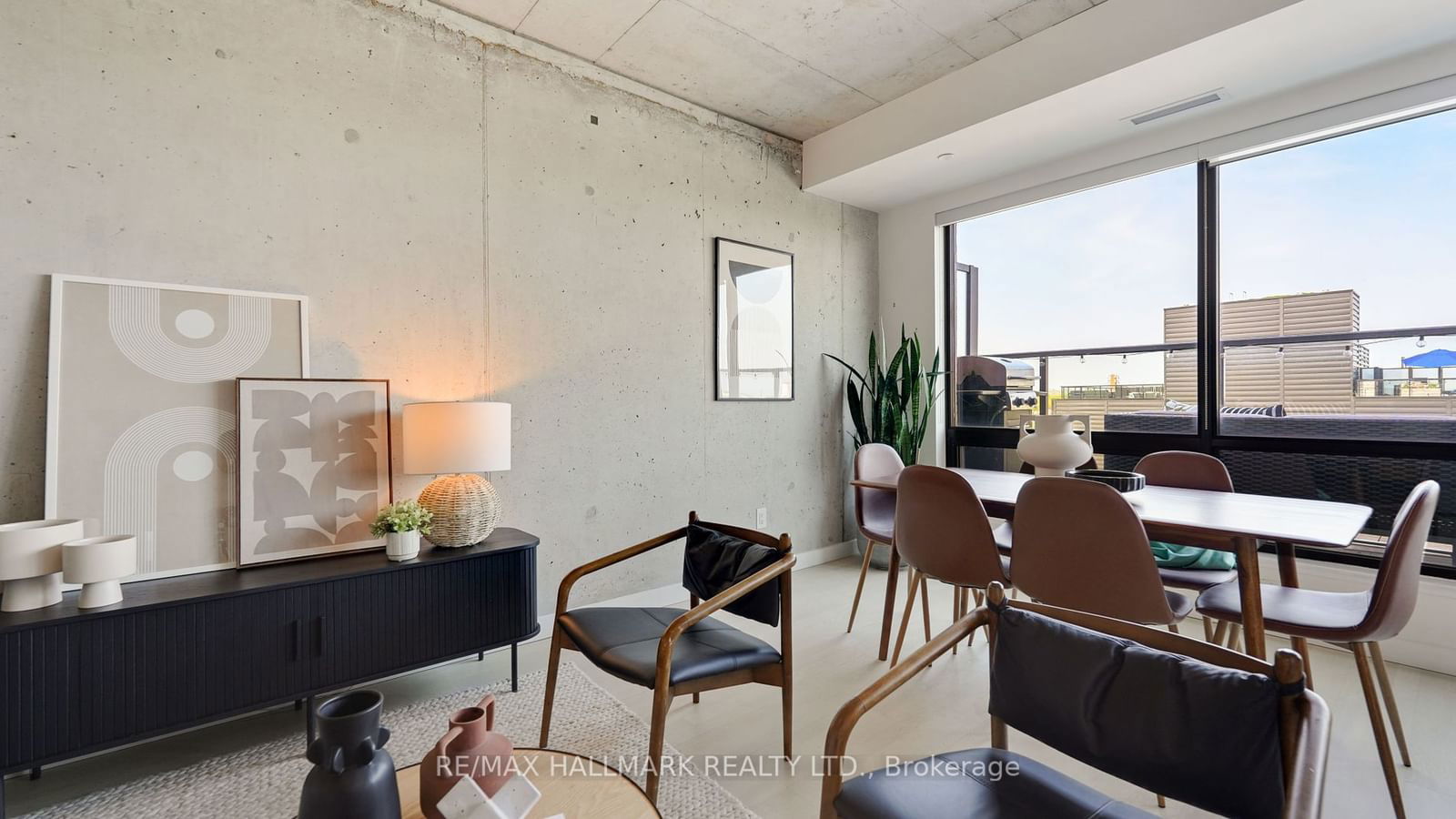 246 Logan Ave, unit PH721 for sale - image #3