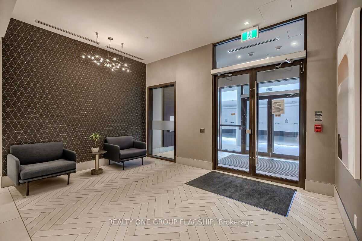 2550 Simcoe St N, unit 505 for sale - image #3