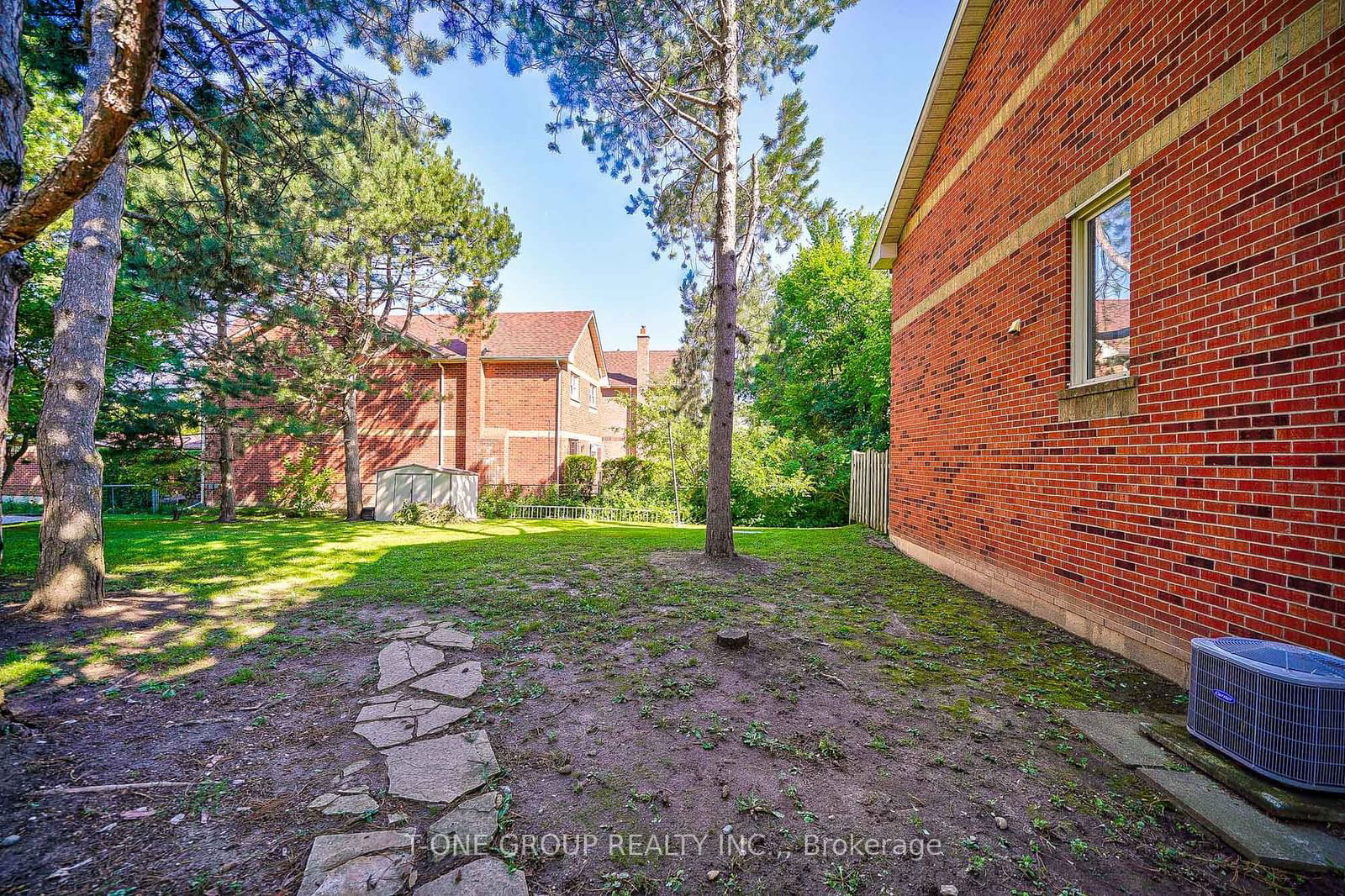 10 Cardwell Ave, unit 20 for sale - image #36