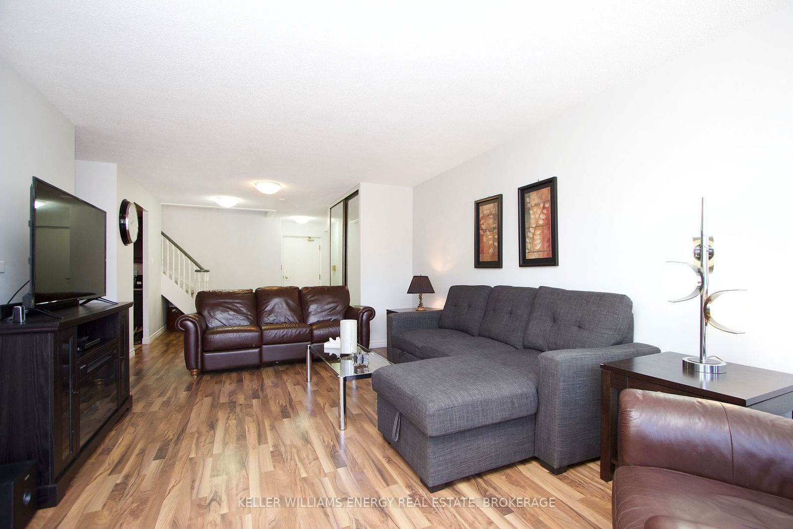 25 Cumberland Lane, unit 112 for sale - image #6