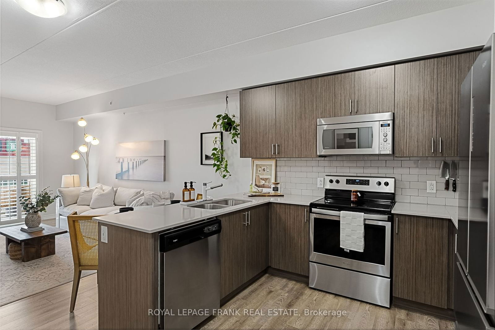 290 Liberty St N, unit 218 for sale - image #15