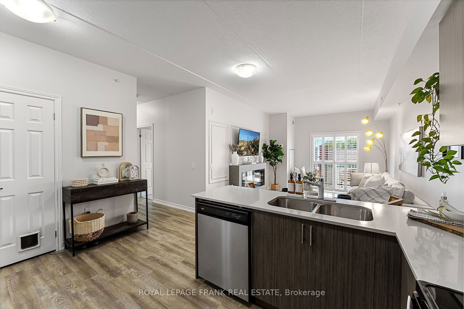 290 Liberty St N, unit 218 for sale - image #16