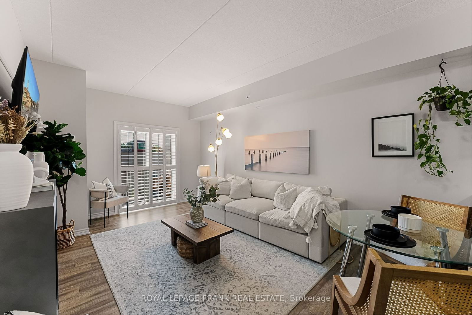 290 Liberty St N, unit 218 for sale - image #5