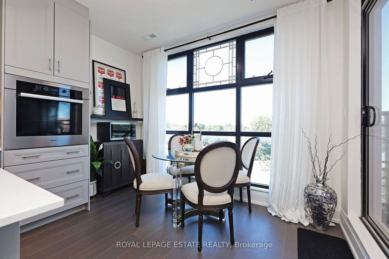 365 Beech Ave, unit 410 for sale - image #4