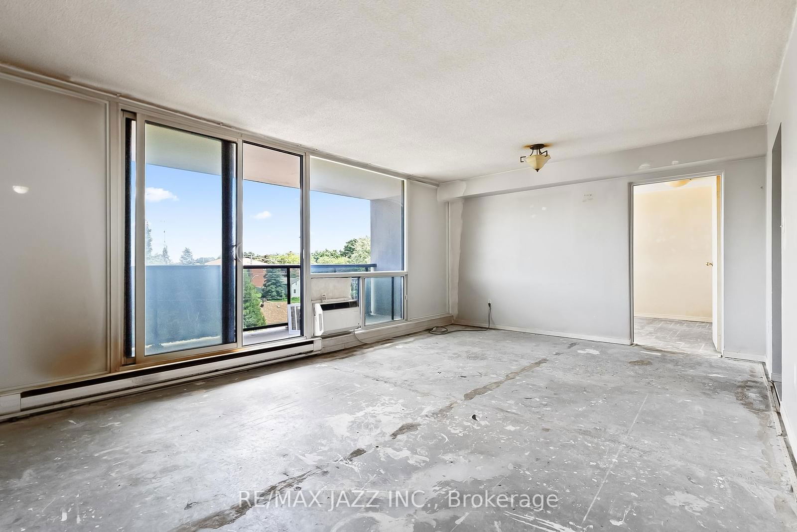 454 Centre St S, unit 506 for sale - image #11