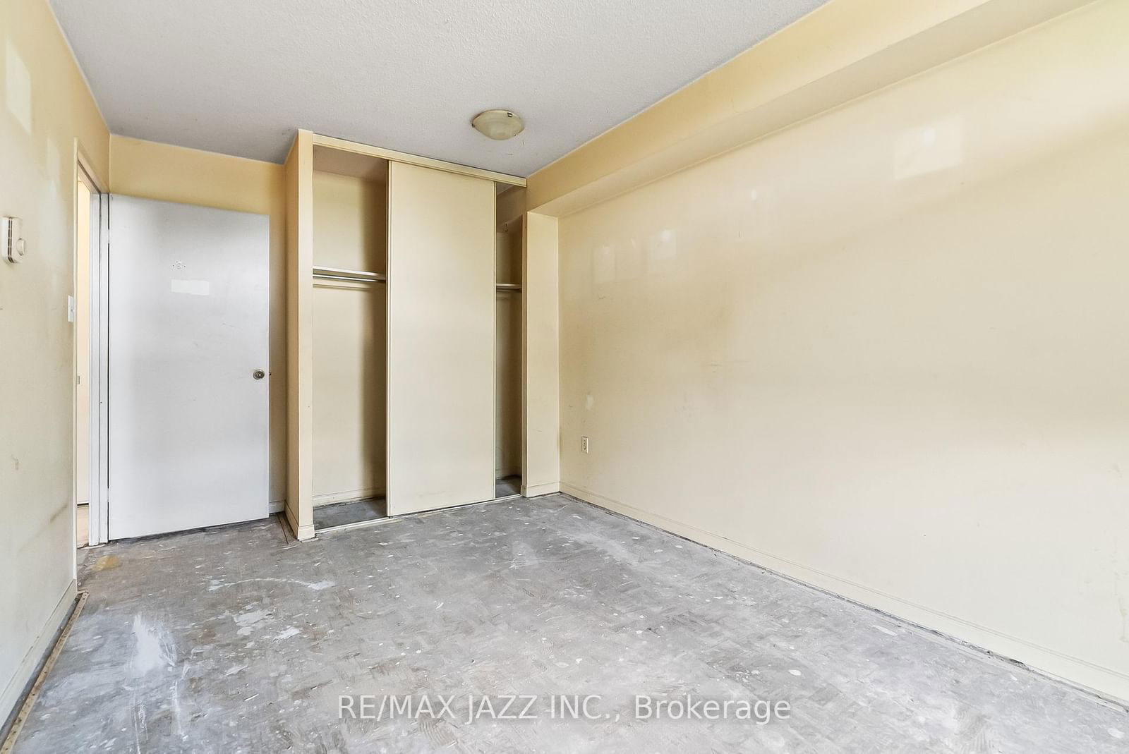 454 Centre St S, unit 506 for sale - image #21