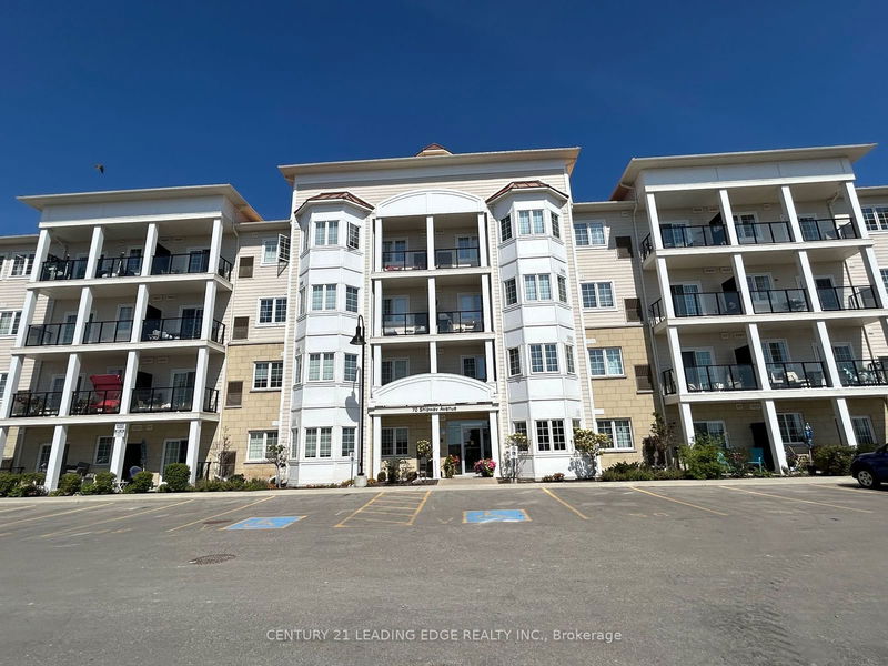 70 Shipway Ave, unit 108 for rent - image #1