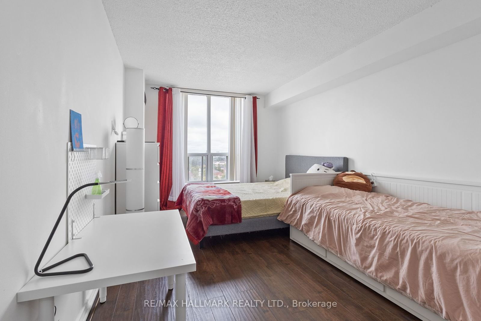 400 McLevin Ave, unit 1101 for sale