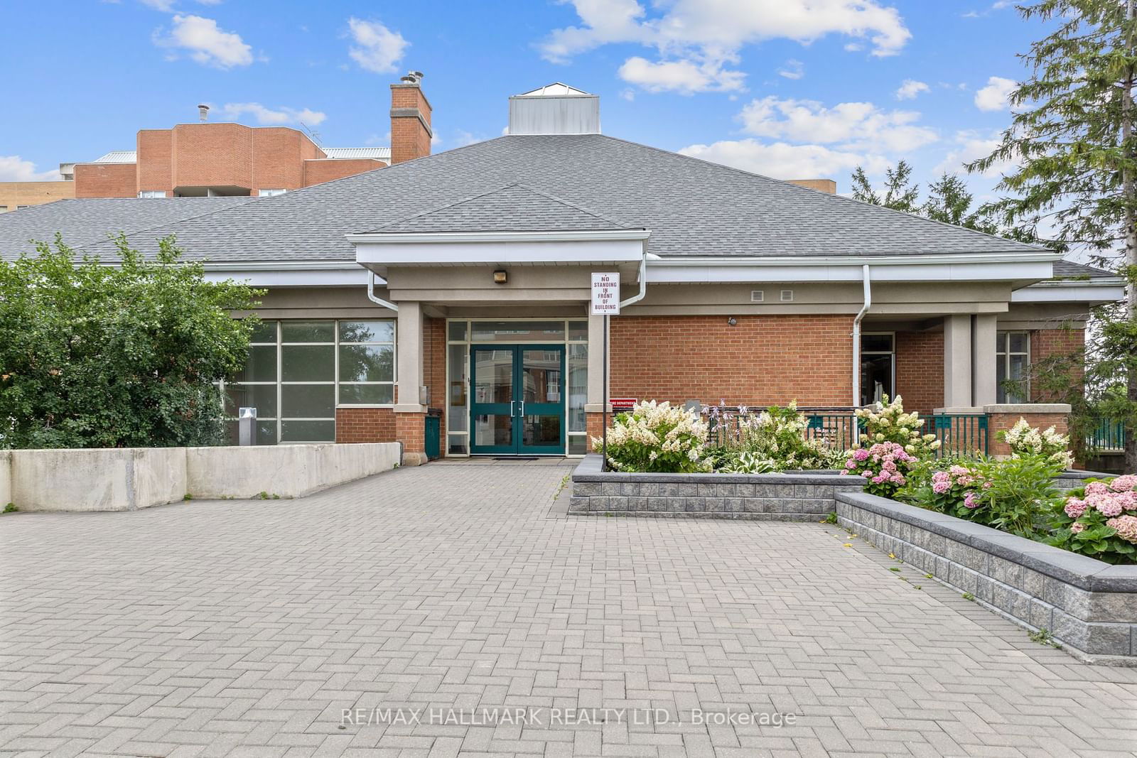 400 McLevin Ave, unit 1101 for sale - image #17