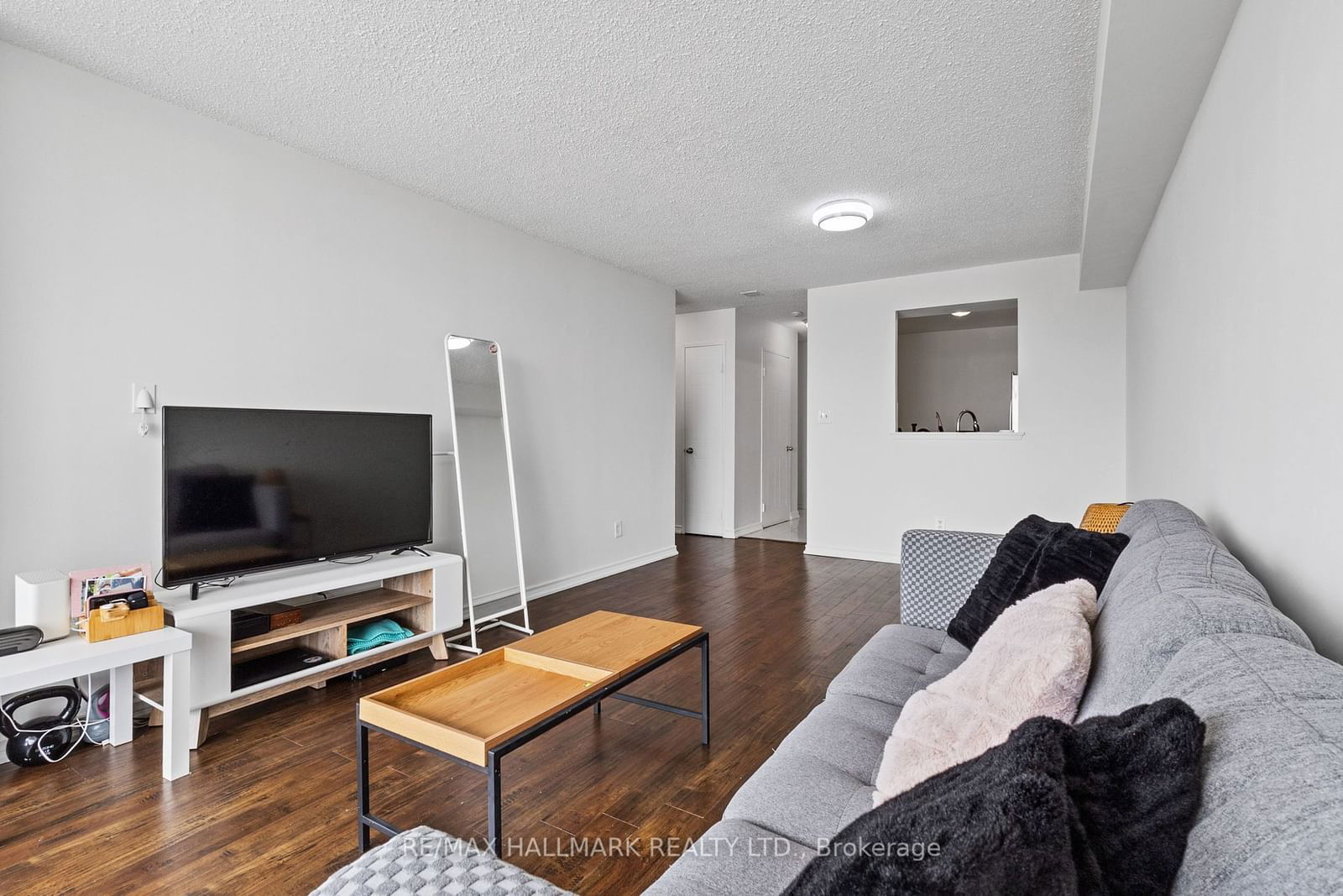 400 McLevin Ave, unit 1101 for sale - image #4