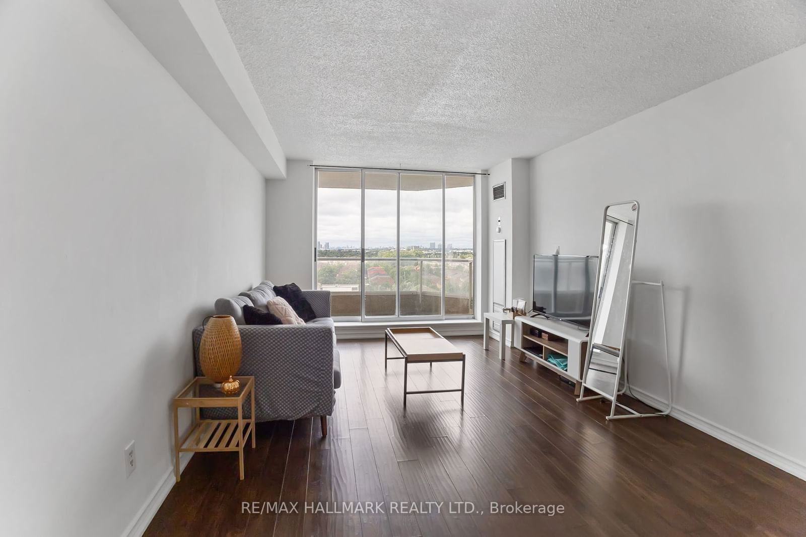 400 McLevin Ave, unit 1101 for sale - image #5