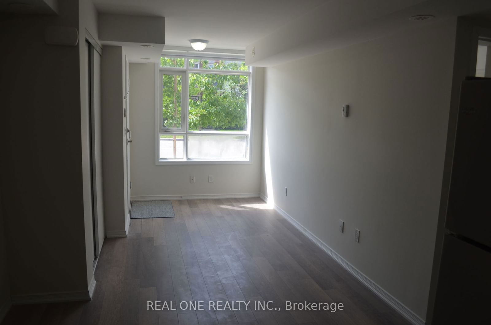 1070 Progress Ave, unit 202 for sale - image #4