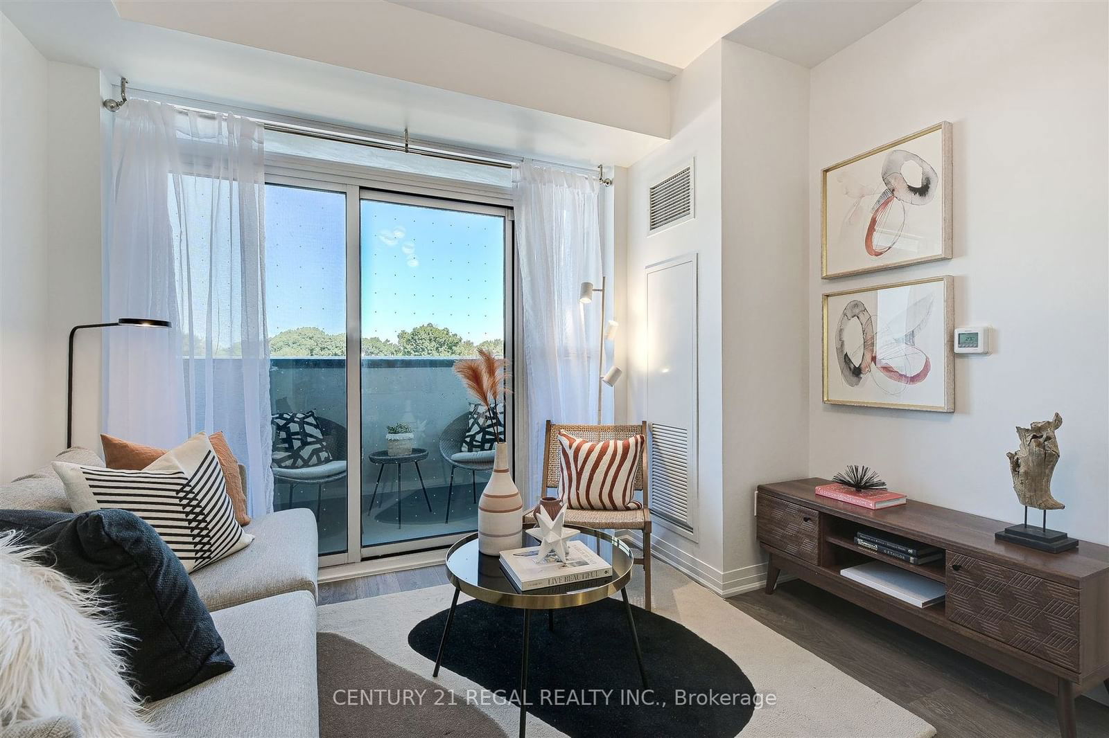 2301 Danforth Ave, unit 323 for sale - image #11