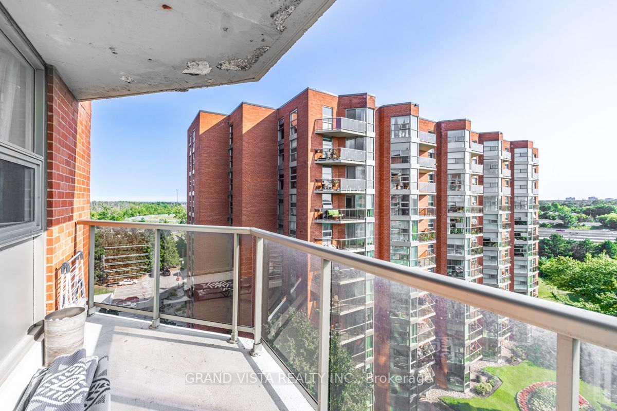 10 Dean Park Rd, unit 905 for sale - image #24