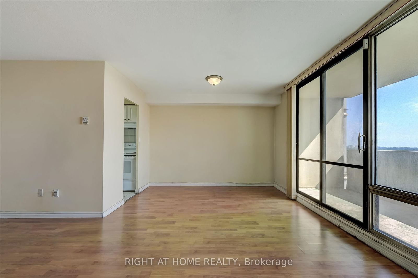 3 Massey Sq, unit 2602 for sale - image #14