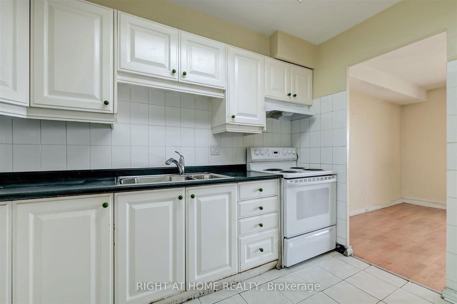 3 Massey Sq, unit 2602 for sale - image #16