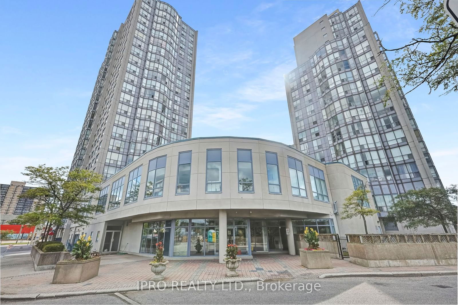 2550 Lawrence Ave E, unit 807 for sale - image #25